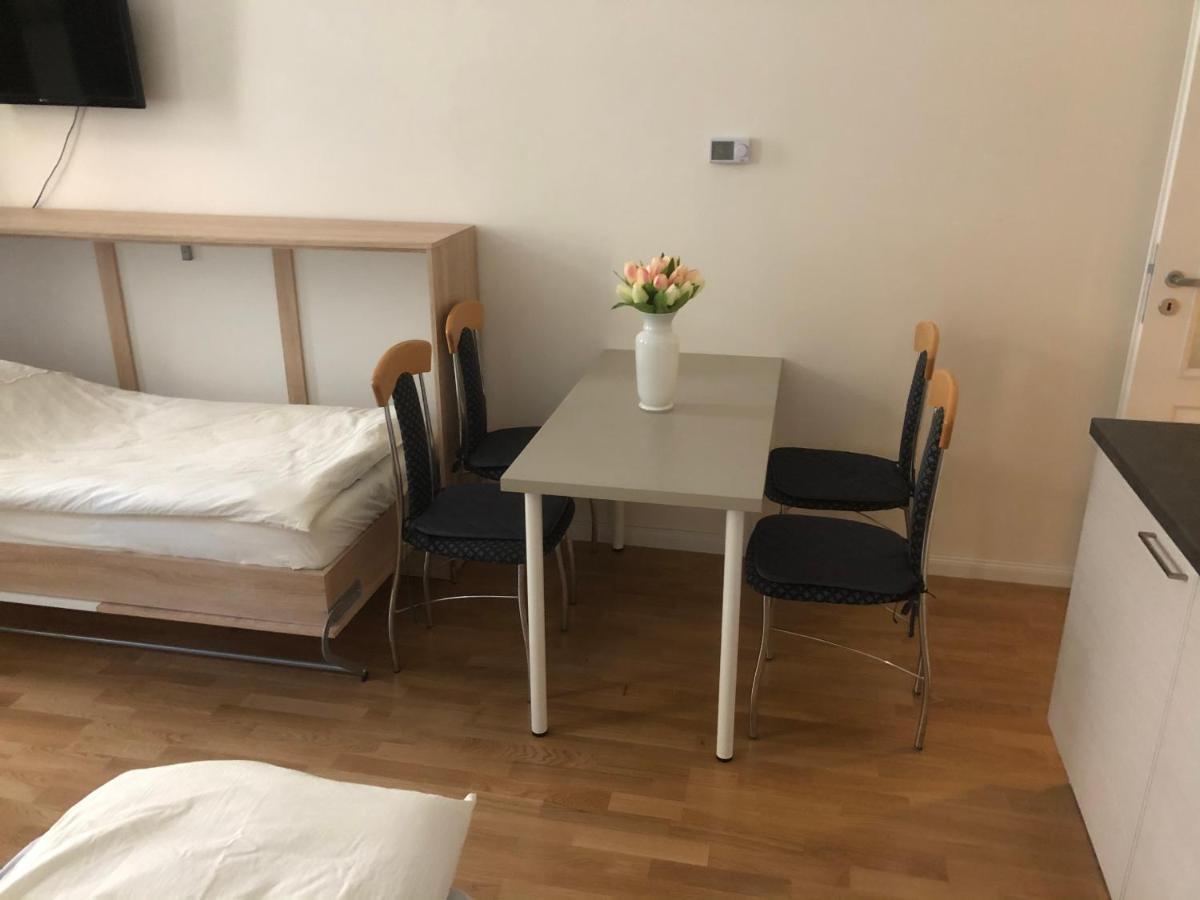 Modern Cozy Apartment In Central 프라하 외부 사진